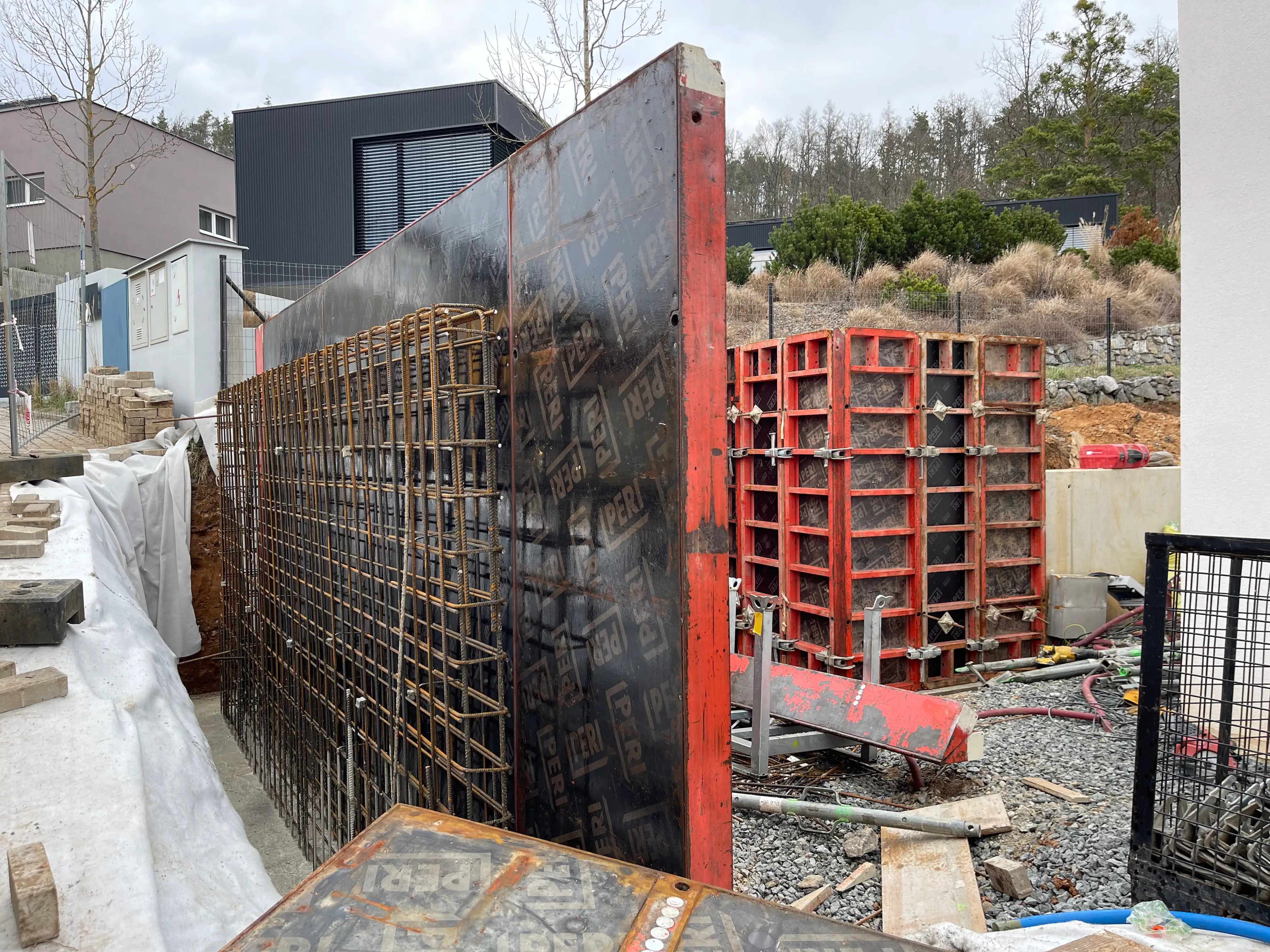 Opěrná stěna Beroun